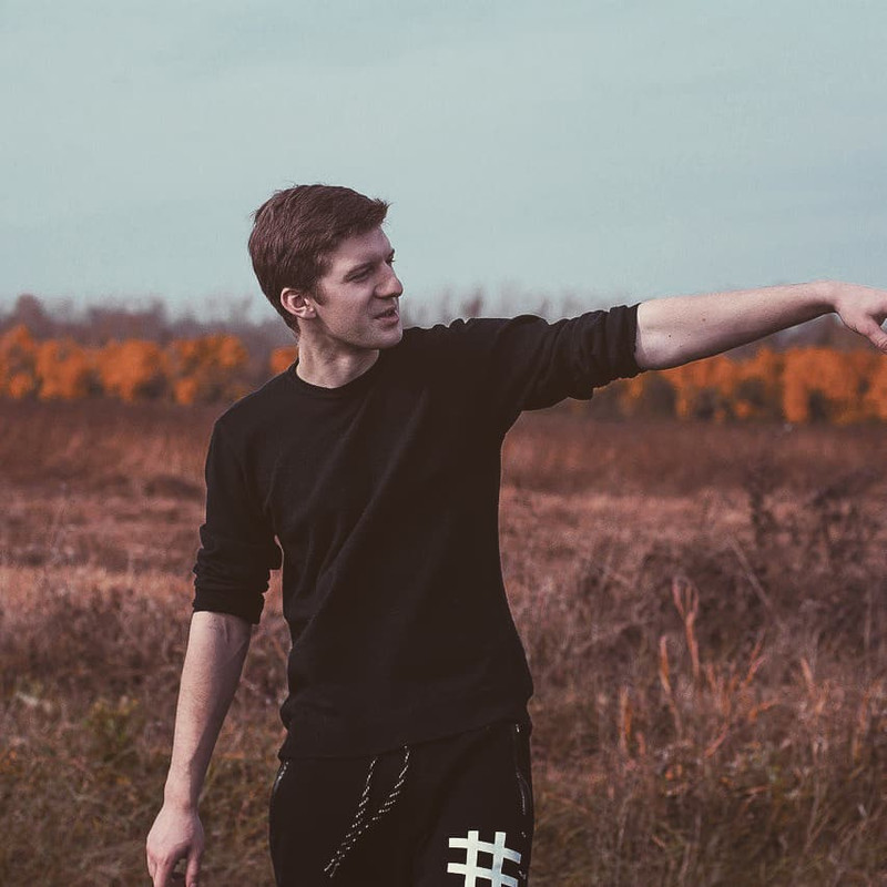 ABDE53AF-844A-405B-B6CD-D9AB8A7CDC1D