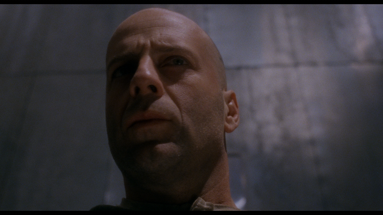 Twelve.Monkeys.1995.UHD.BDRemux.2160p.DTS-HD.MA.5.1.DoVi.by.DVT.mkv_snapshot_00.09.36_[2022.07.25_20