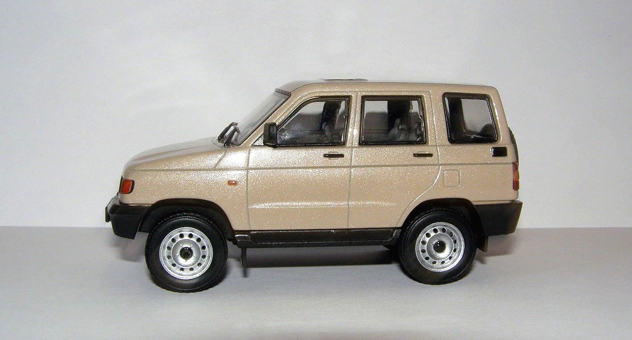 1997 UAZ-3160 (IST for DeAgostini AL#228) 4