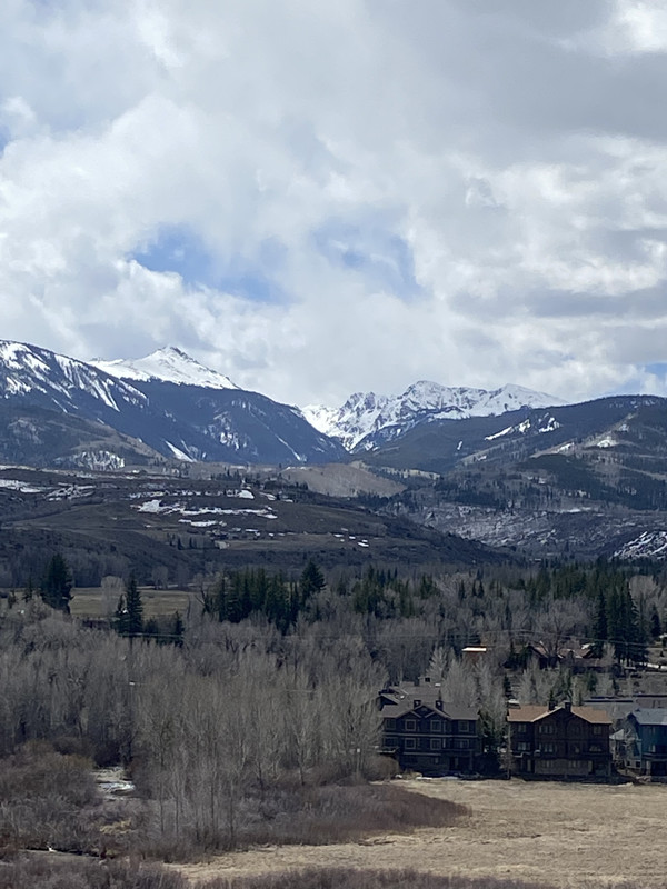 8BACDFE7-31FF-4809-8C44-3CC405DB269F