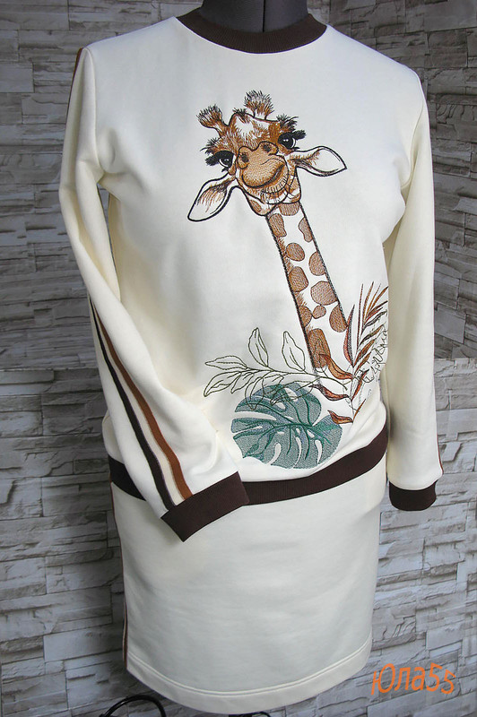 костюм беж1