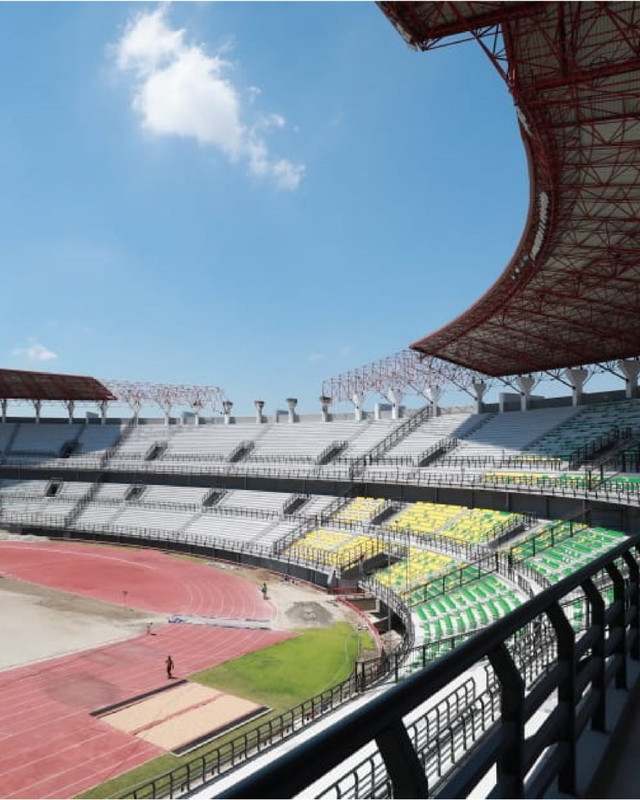 Stadion Bung Tomo