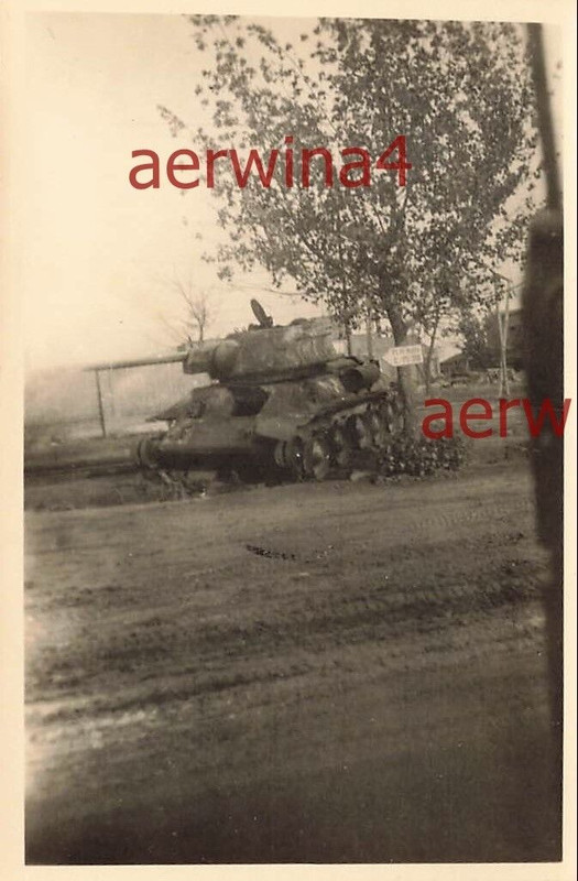 Russ. Panzer T - 34 zerstört bei Orel Russland Ostfront