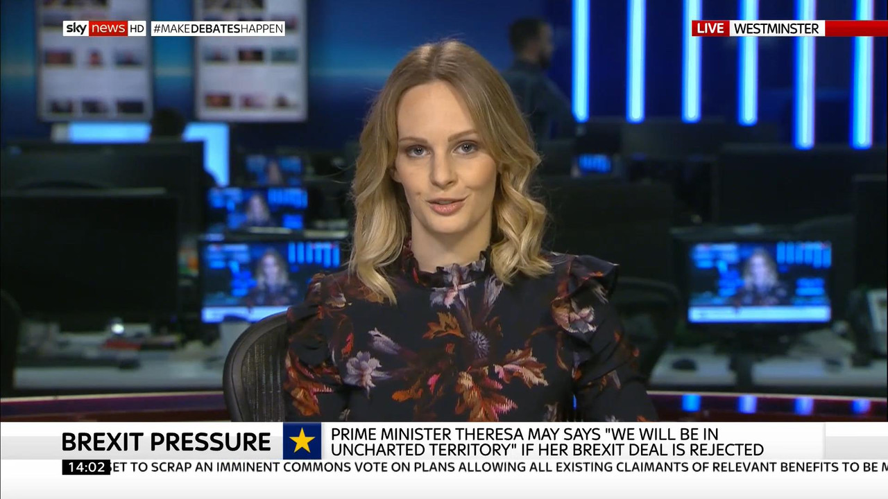 06 January - 14.00.00 - Sky News. Live coverage of main weekend 