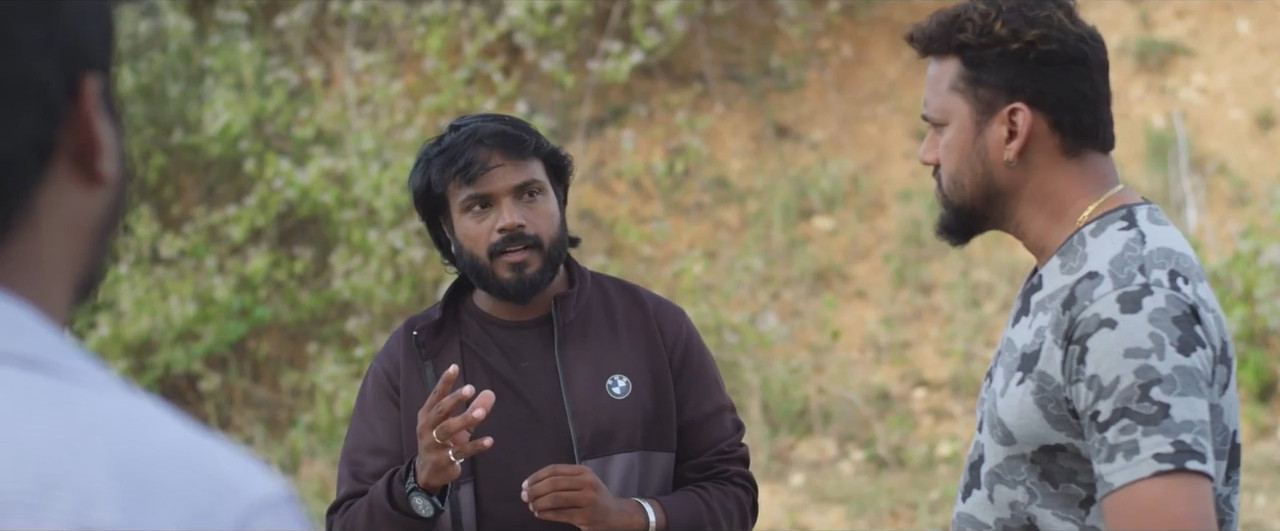 Kappu Bilupina Naduve 2025 WebRip [Tamil + Kannada] 480p, 720p ESub Screenshot