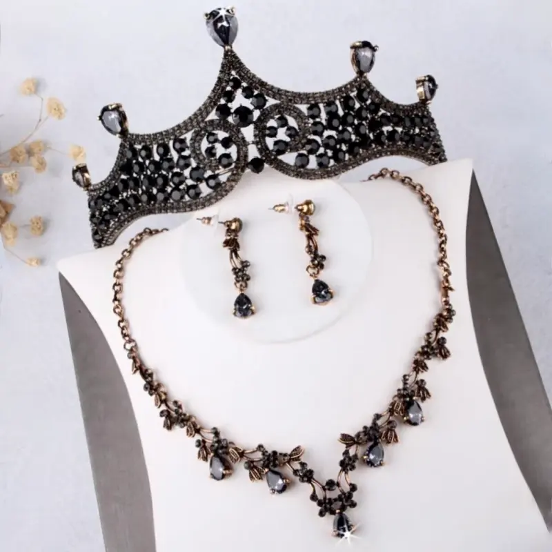 Additional Black Wedding Accessories