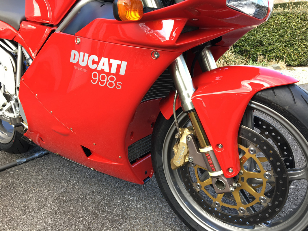 D363C2A2-0F73-4DBC-8453-88B583776464