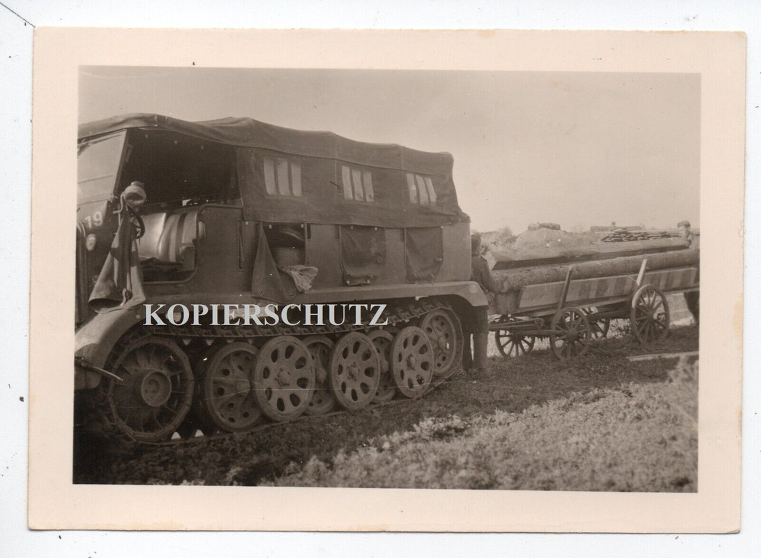 Russland SDkfz LKW Halbkette Kettenfahrzeug Kennung Anhänger Kamerad