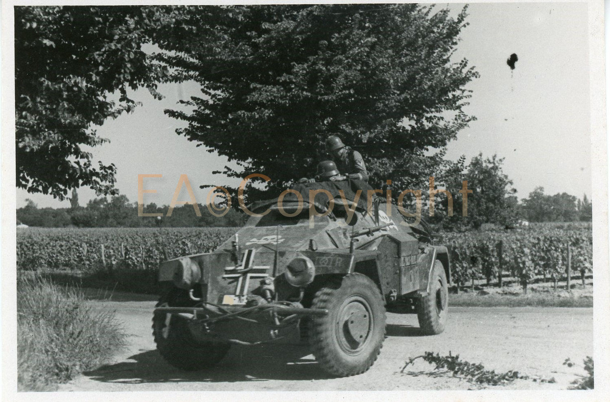 Panzer Tank Panzerspähwagen Kämpfe 4 Rad Foto