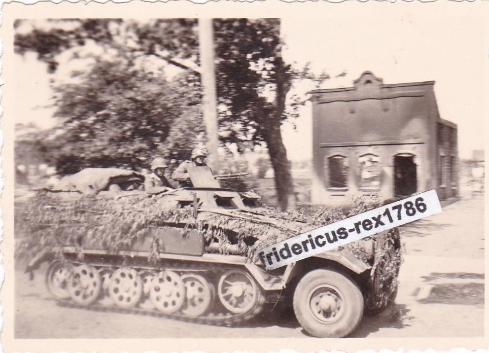 Foto WH Ostfront Schützenpanzerwagen Sd.Kfz. 251 Panzer Tank cam