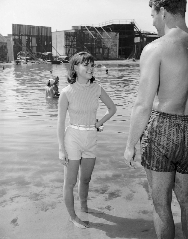 Sally_Field_b99