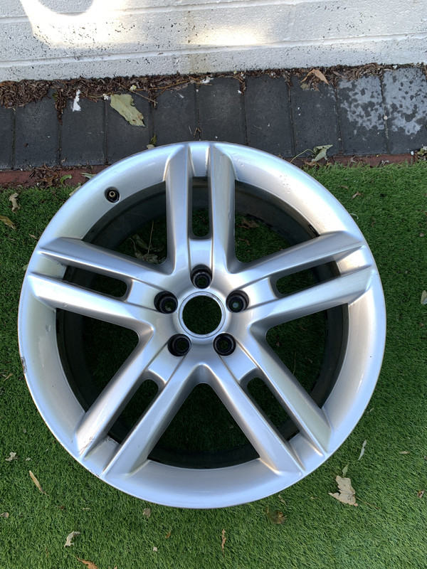 58798110-BD74-46C2-A360-AEE043EA16B5