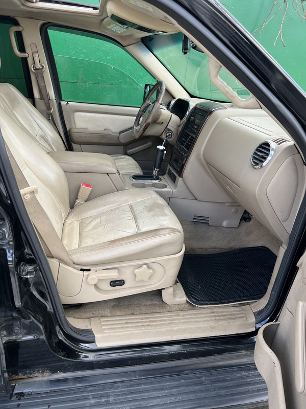 19FB9609-29C1-4B68-A77F-0E6A8382DD39