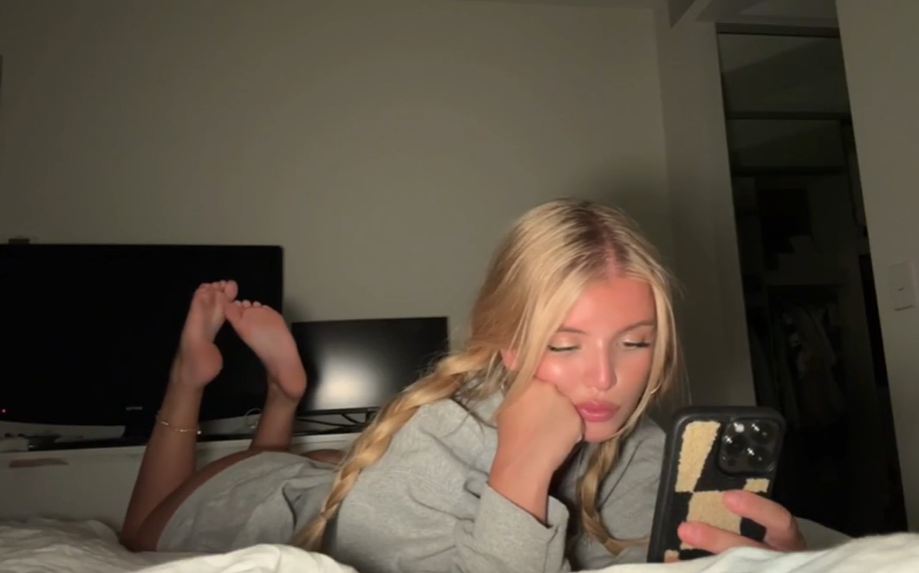 Onlyfans Lily Lanes   Layla Roo   Lilylanes  Sextape #1