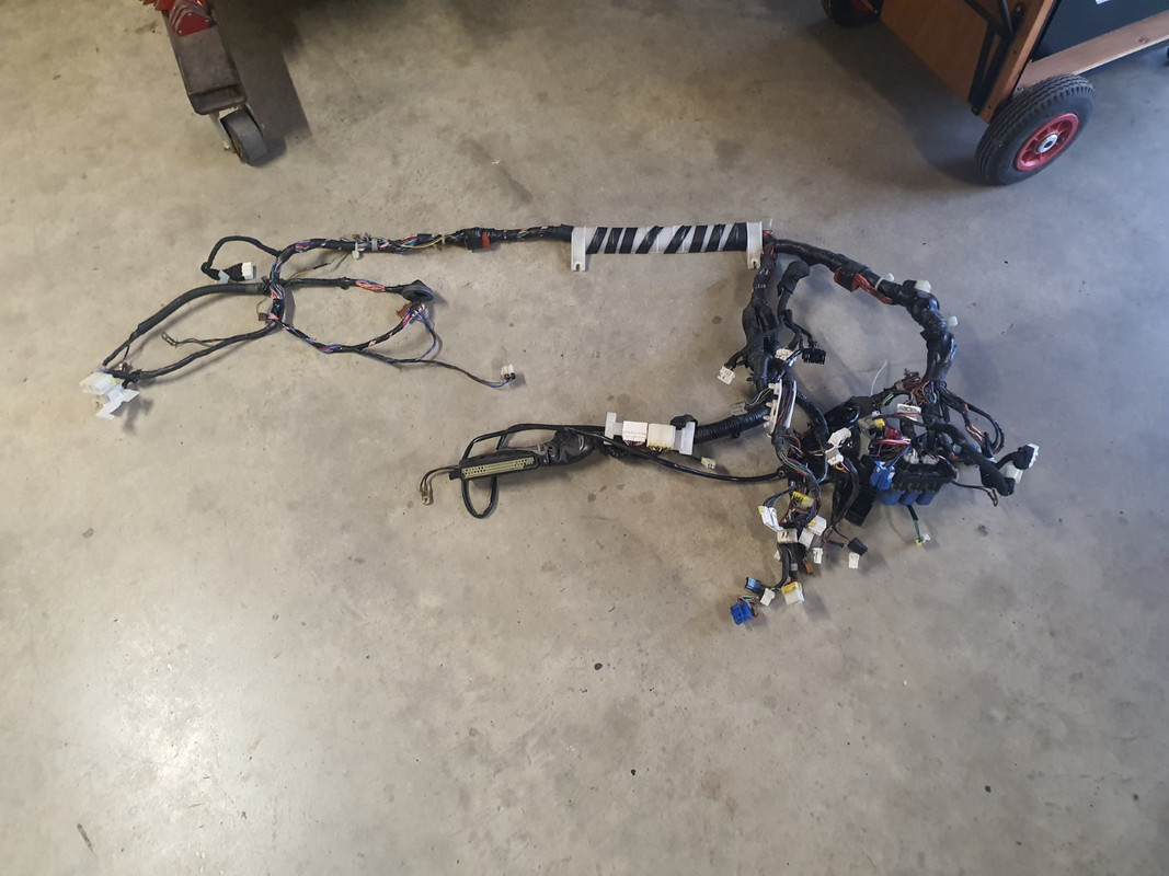 20211127_185612 (Custom)