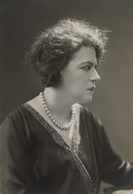 Lucie-Delarue-Mardrus-by-Henri-Manuel