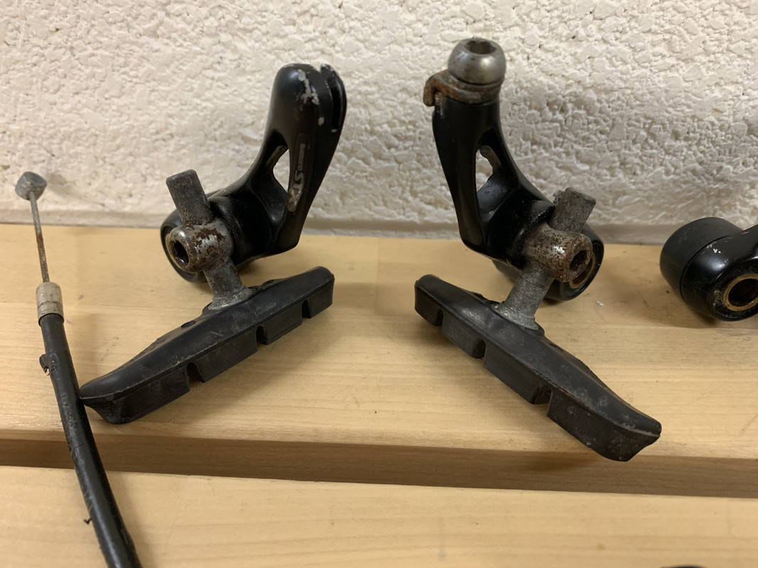 8424E953-D74E-4BA8-B2E6-B3336882F556