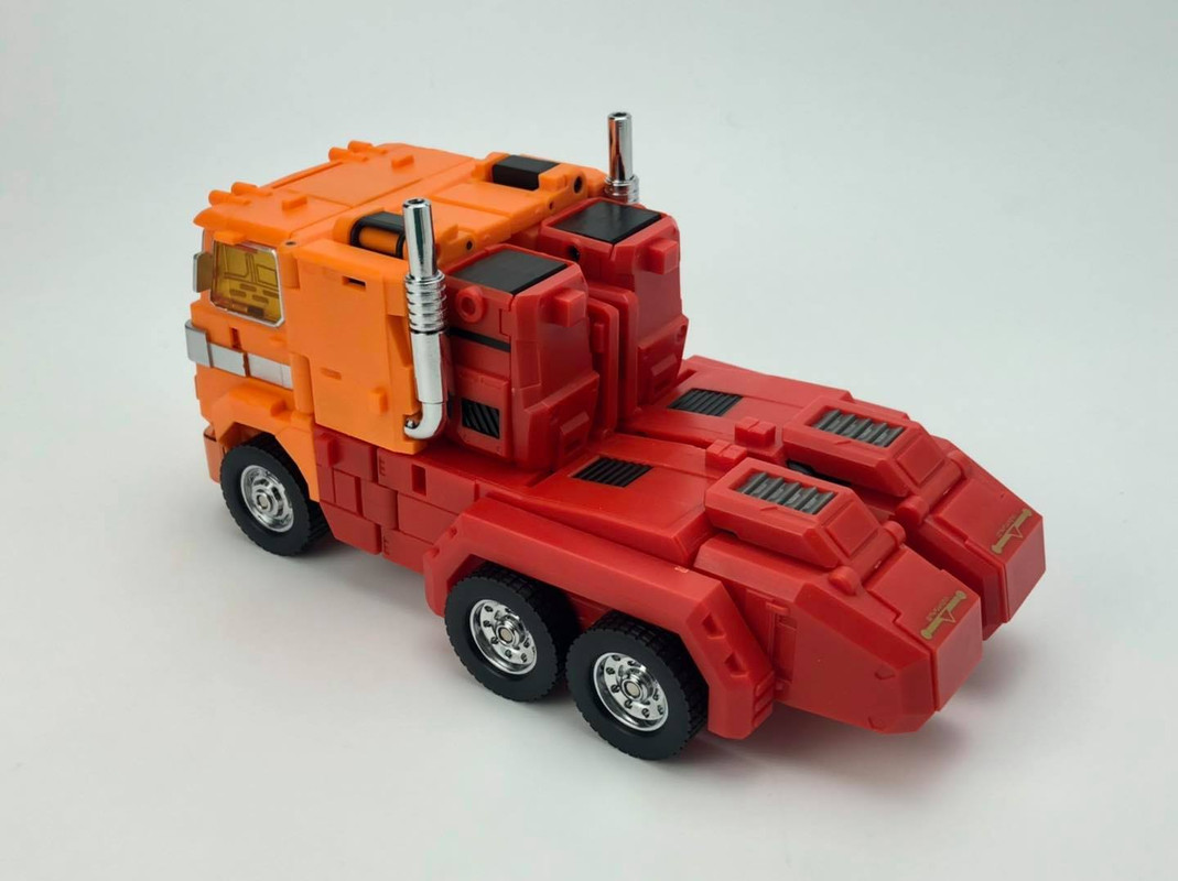 MB-06D-Orange-Power-Baser-38