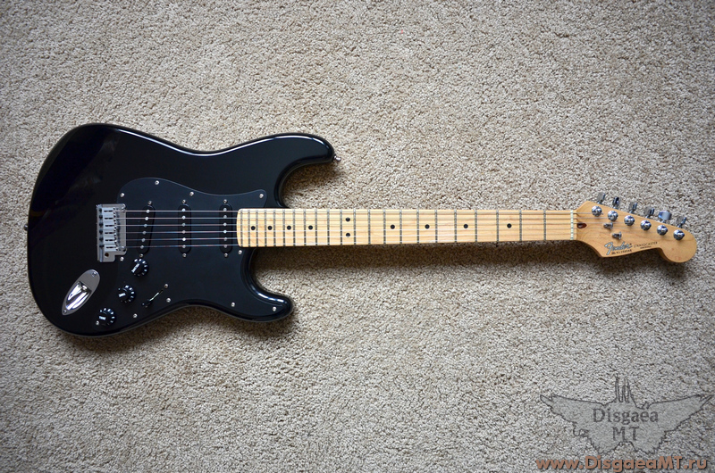 Fender_American_Strat_Standart_99-blk-bght_006