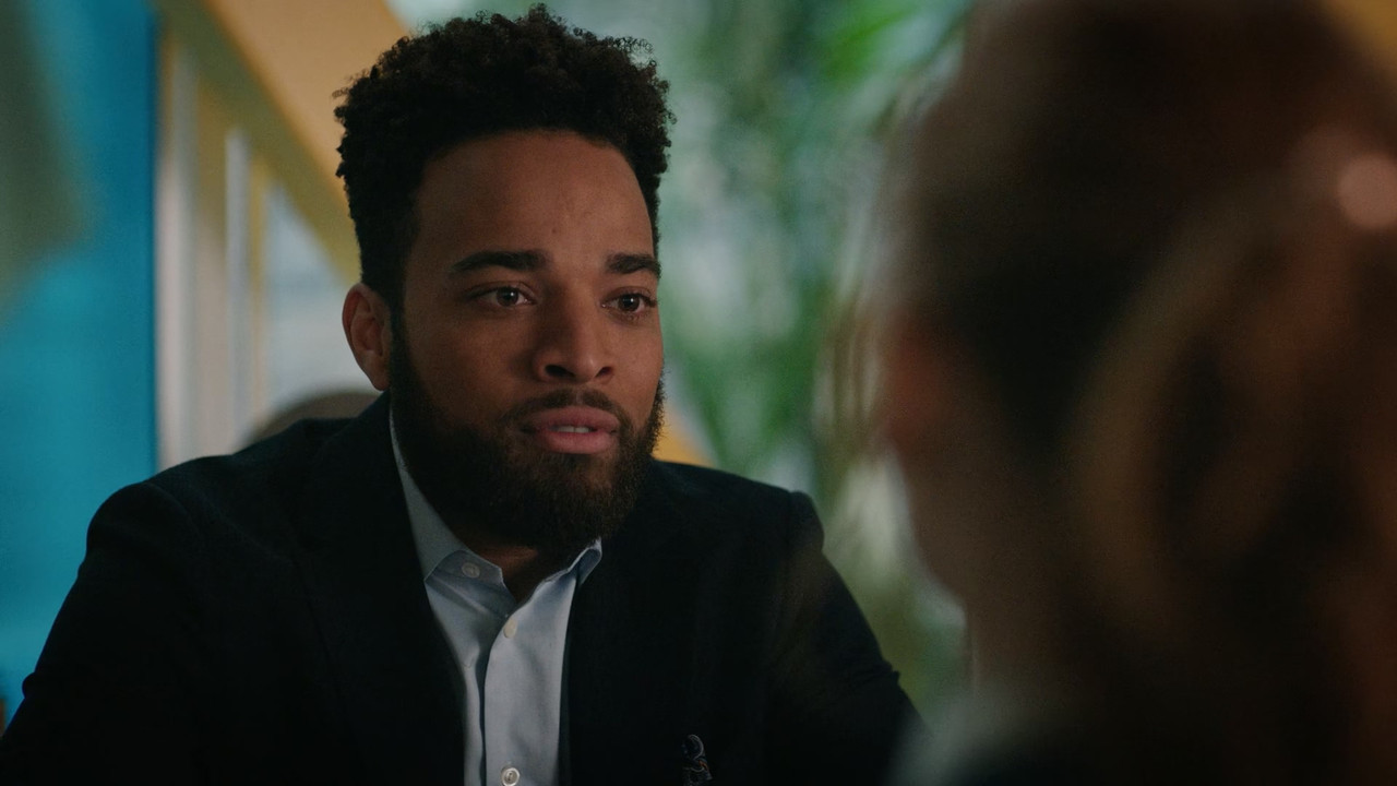 Zoey's Extraordinary Playlist (2020) S01E12 Zoey's Extraordinary Dad (1080p AMZN WEB-DL x265 10bit E