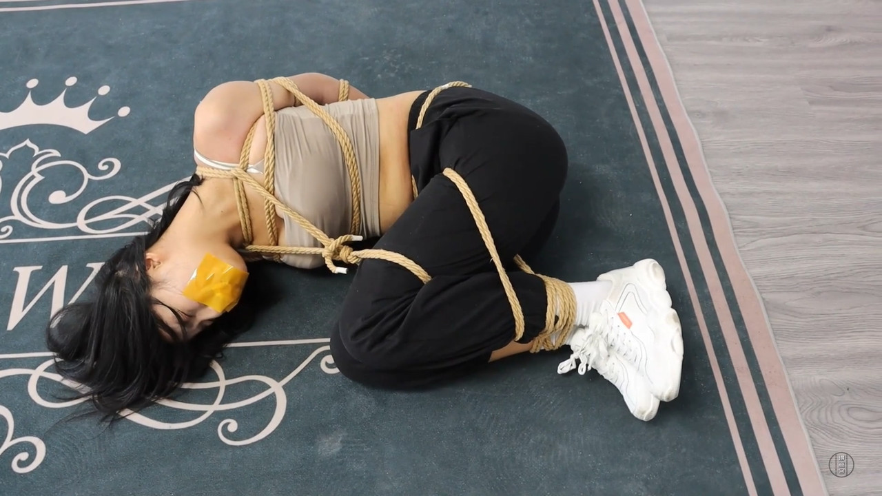 得意客 新模小艾的严厉堵嘴.mp4_20220505_082106.797