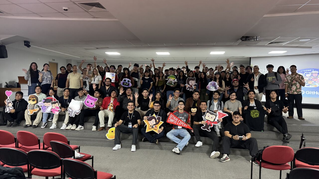 GitHub Community Day Peru Group Photo