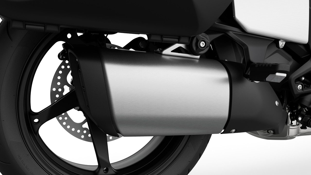 P90596490_highRes_the-new-bmw-r-1300-r