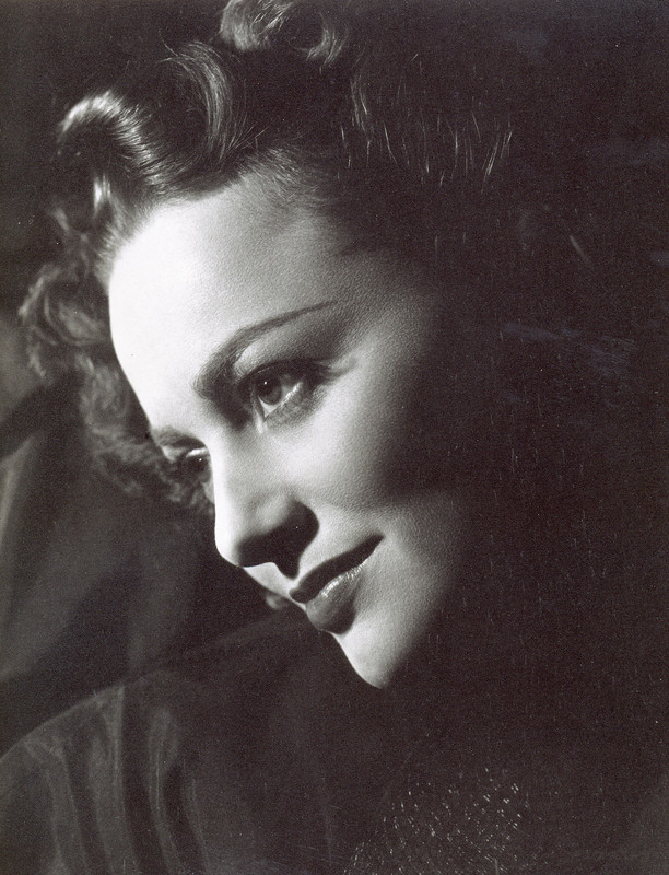olivia_de_havilland_c88
