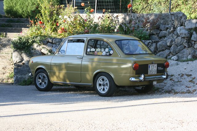 FIAT 850 Special - Page 3 IMG-0051