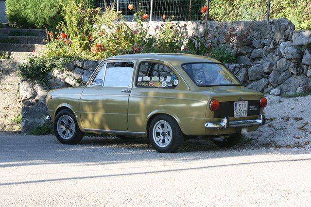  FIAT 850 Special - Page 3 IMG-0051