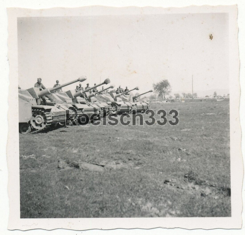 Foto - Langrohr - Sturmgeschütz Panzer mit Seitenschürzen StuG Brigade 325 Osten (1)