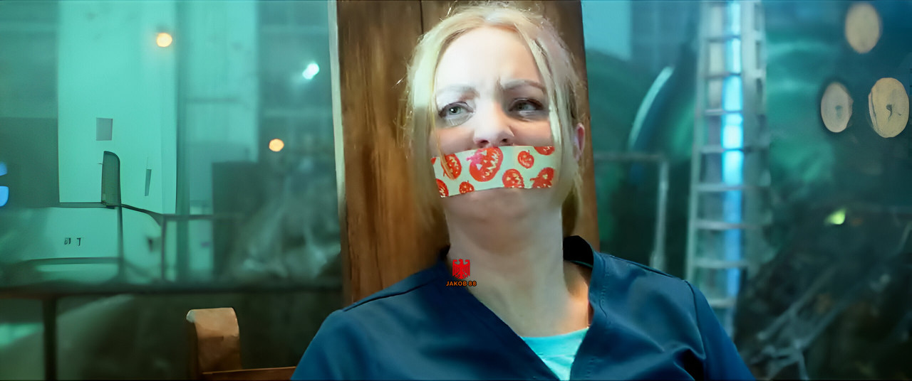 Wendi McLendon-Covey 2 - Goosebumps 2 Haunted Halloween 2018
