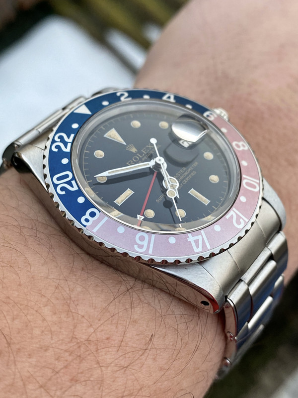 91EC0B57-4405-4AFF-9797-52723739E4A2