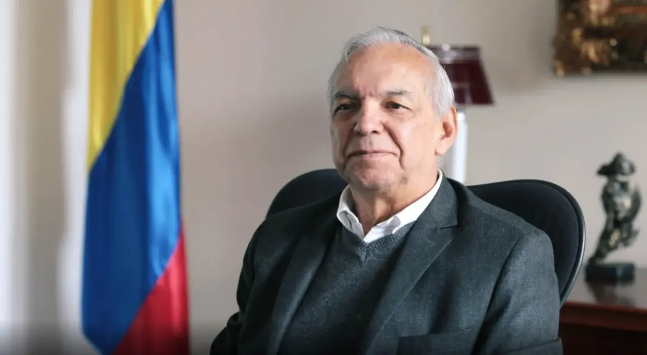 Entre 2024 y 2025 Colombia debe pagar 4,5 puntos por el servicio de deuda