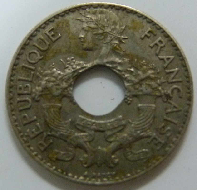 5 Céntimos de Piastra. Indochina francesa (1938) ICH-5-C-ntimos-Piastra-1938-anv