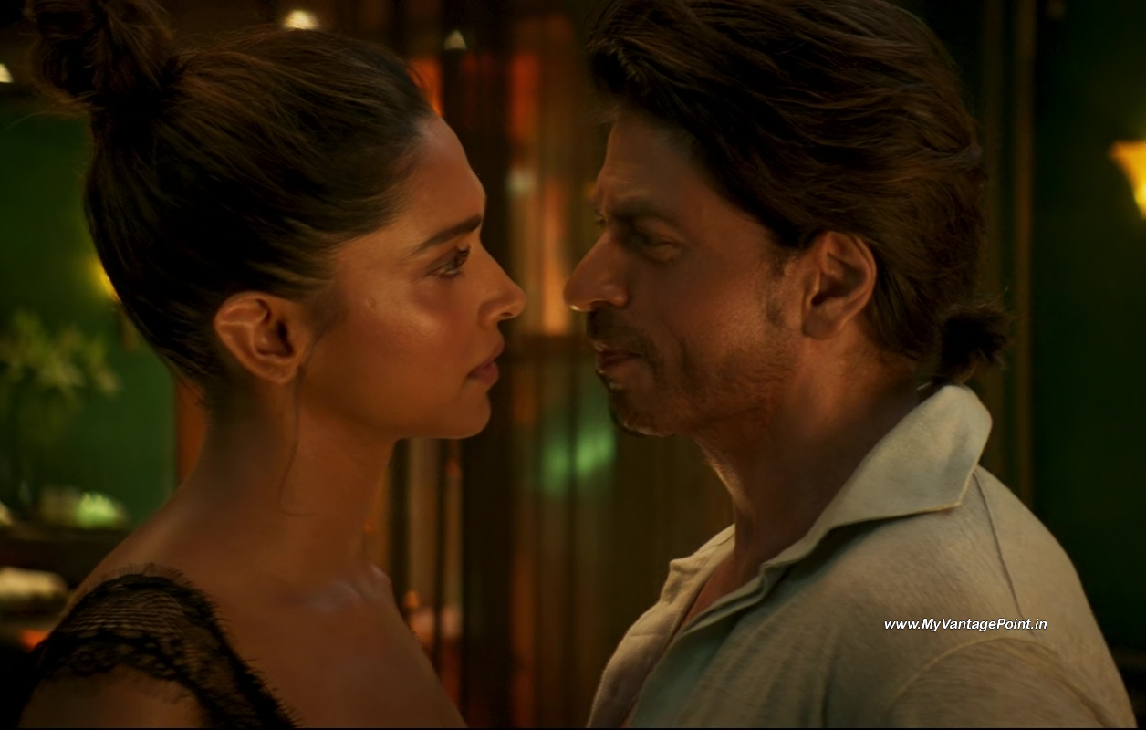 126-Deepika-Padukone-Hot-Scene-in-Pathaan-Movie-with-Shah-Rukh-Khan-My-Vantage-Point