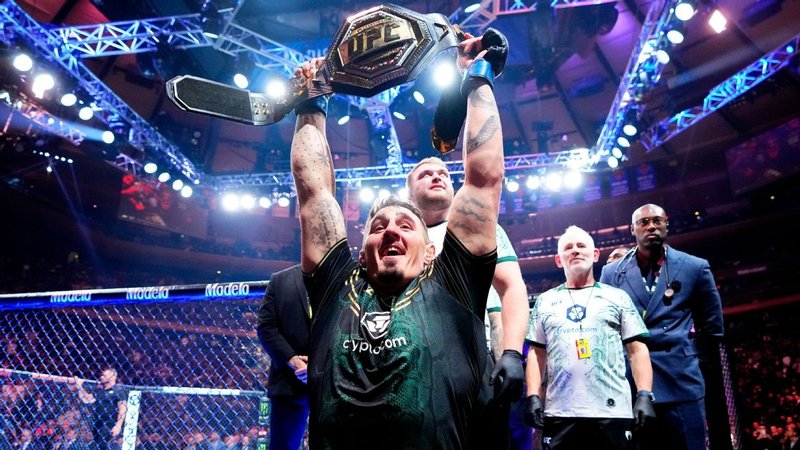 Том Аспинал каза кои ще са шампиони на UFC през 2025 г.