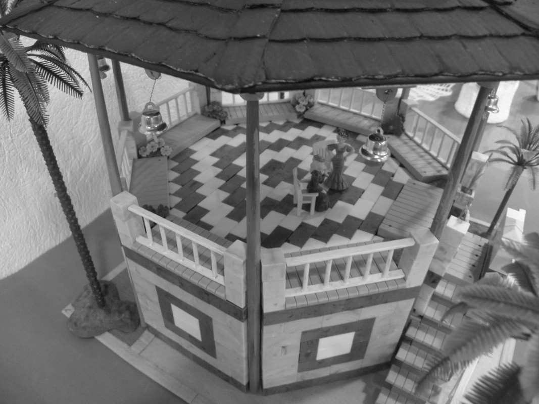 kiosko 8 campanas - gris 3