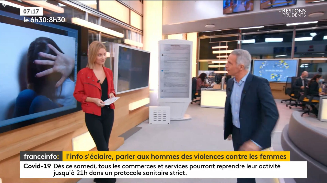 11.25 - 05.29.00 - Le 6h30 9h30. Entre JT, chroniques, invités et rev....ts_snapshot_00.54.31.526