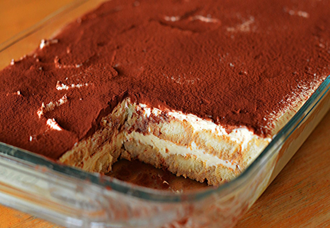 Baileys-Irish-Cream-Tiramisu-1200x831