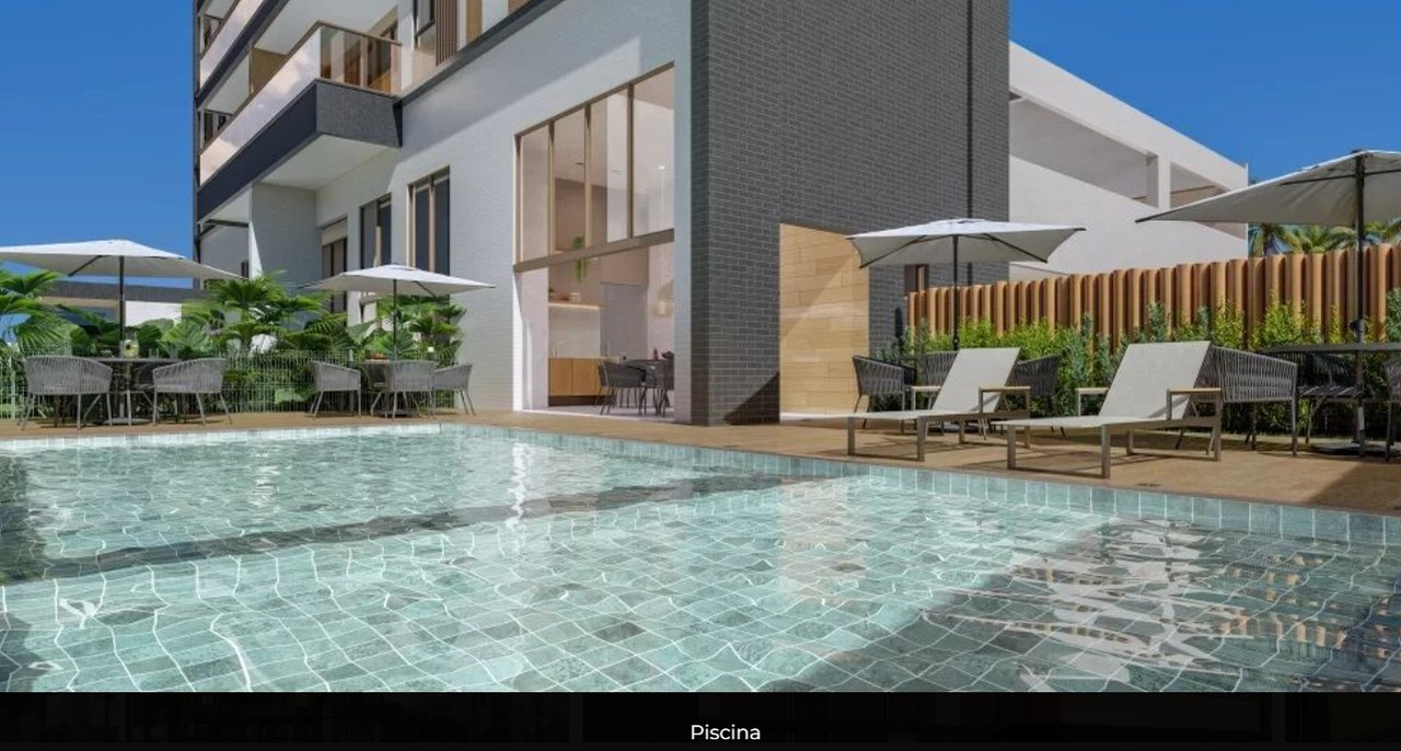 Piscina adulto e infantil da área de lazer do Palácio das Laranjeiras