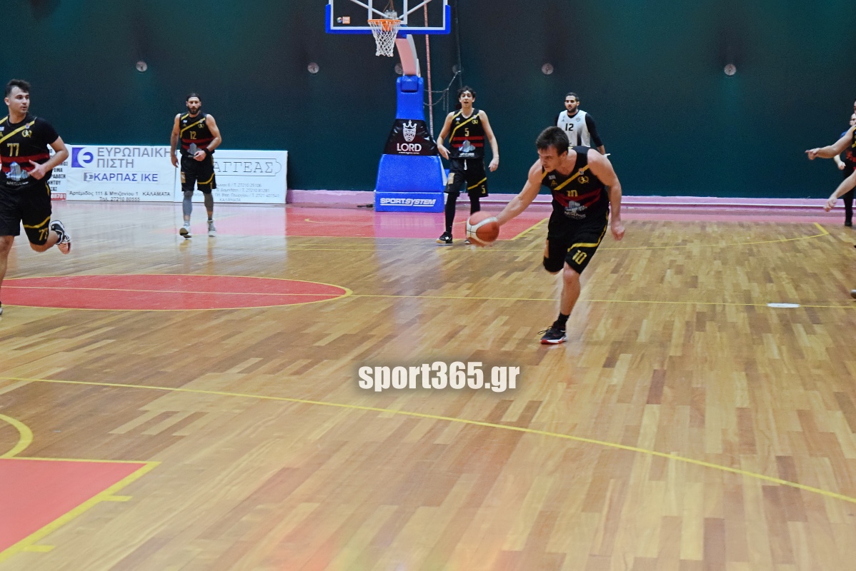 , &Mu;&alpha;&tau;&sigma;ά&rho;&alpha; &sigma;&tau;&eta;&nu; &Tau;έ&nu;&tau;&alpha;, &omicron; &Delta;ί&omega;&nu;&alpha;&sigmaf; &pi;ή&rho;&epsilon; &mu;&epsilon;&gamma;ά&lambda;&omicron; &delta;&iota;&pi;&lambda;ό &epsilon;&pi;ί &tau;&eta;&sigmaf; &Kappa;&alpha;&lambda;&alpha;&mu;ά&tau;&alpha; BC &mu;&epsilon; 92-81 &sigma;&tau;&eta;&nu; 2&eta; &pi;&alpha;&rho;ά&tau;&alpha;&sigma;&eta; (&phi;&omega;&tau;ό & &beta;ί&nu;&tau;&epsilon;&omicron;)
