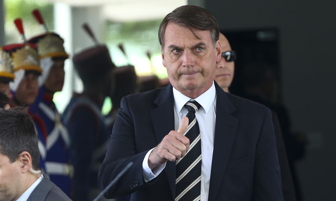 TSE ouve testemunhas de defesa e acusação em ação que pode tornar Bolsonaro inelegível