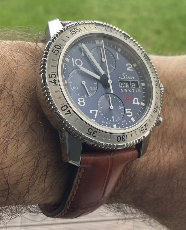 A82AF7B1-4AA8-4ED7-96E4-1CB8AF914C5E