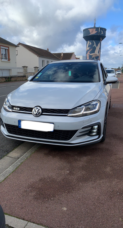 770F8409-6D30-4526-BFE7-C4BA1AA0EE8A