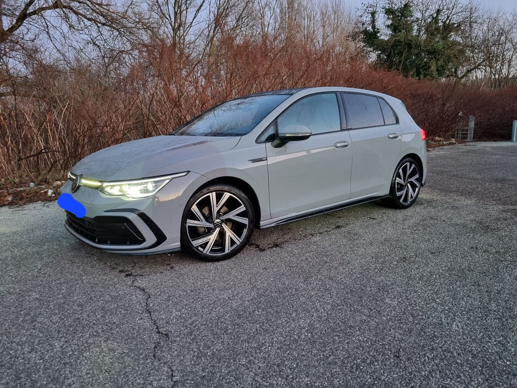 6BA7DA08-55F5-420B-8B60-59799031F087