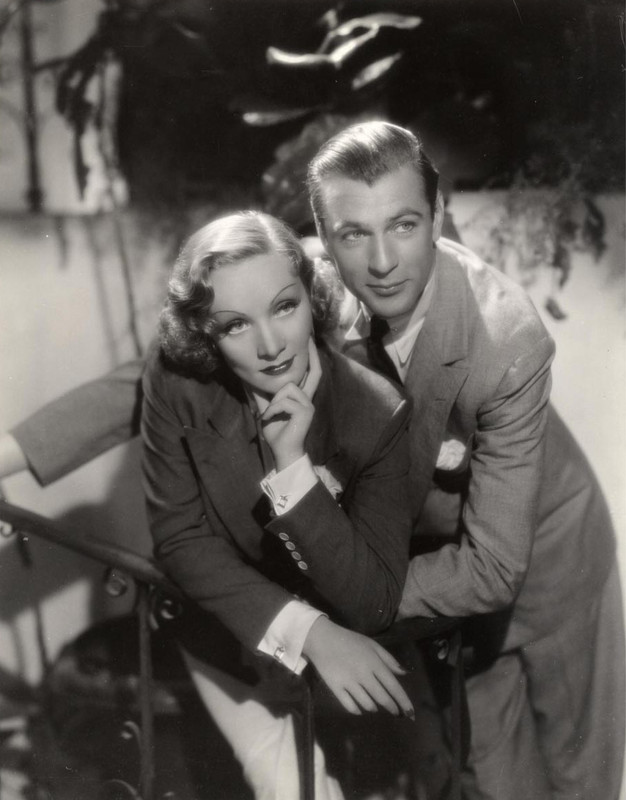 Marlene_Dietrich_b91