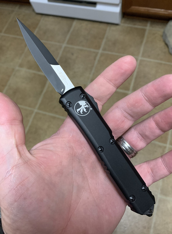 FA267B6F-4131-4AF1-8579-86314FCF64C4