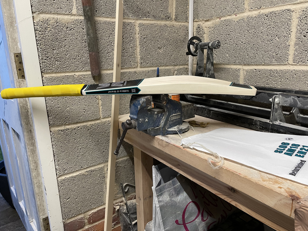 6BECEBB2-D90B-4EDD-A71F-A18D60EFA8CC