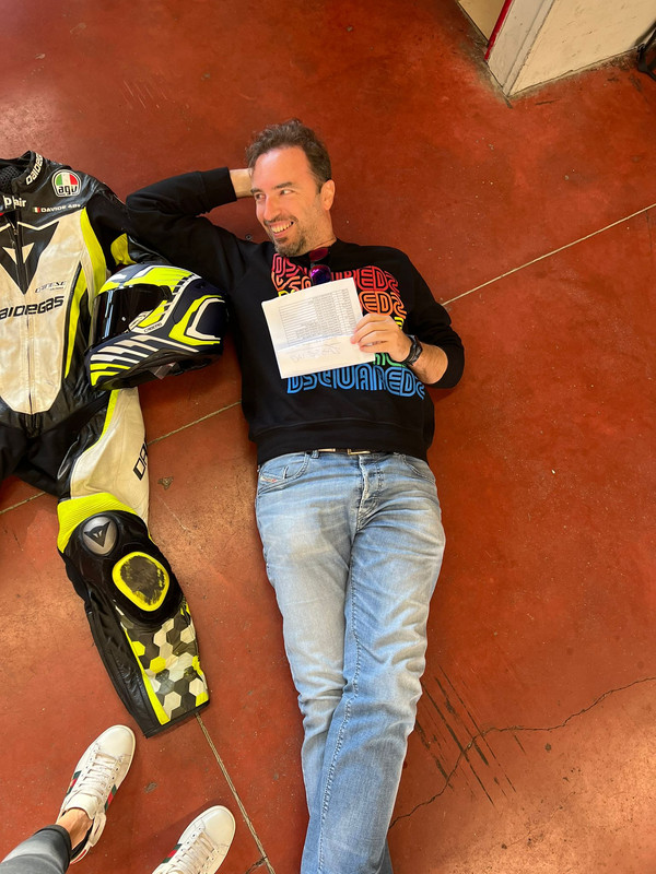 1F51F89B-C9AA-48AD-B01F-4B770427E911